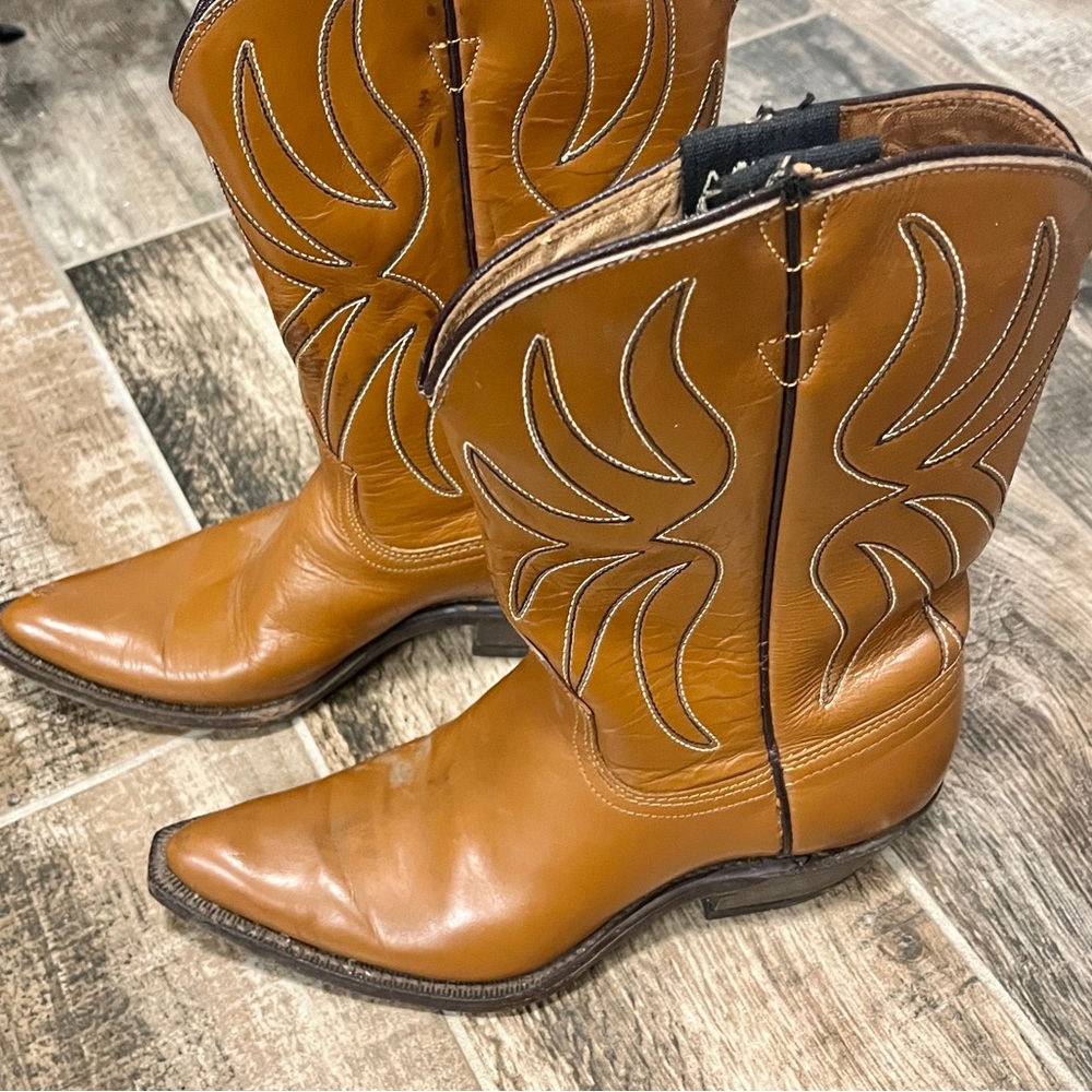 Vintage Acme Cowboy Boots size 6